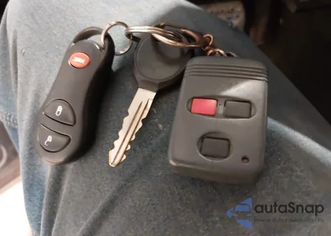 2004 Dodge Ram 1500 Slt/Laramie from USA, damaged, VIN 1D7HU18D04S648524